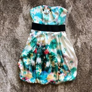 Printed Strapless Dress w/ Pockets
